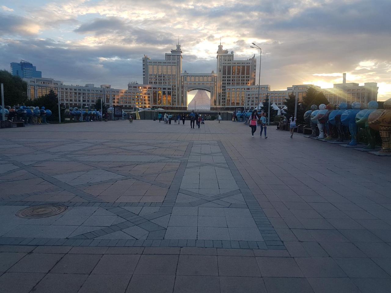 Arai Halal Apartments Astana Exteriér fotografie